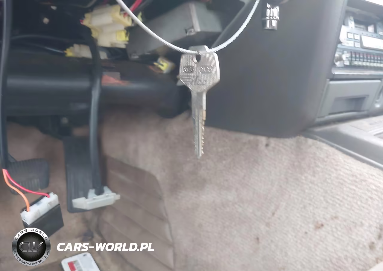 1985 Nissan 300Zx VIN:JN1HZ14S0FX097102 - 11