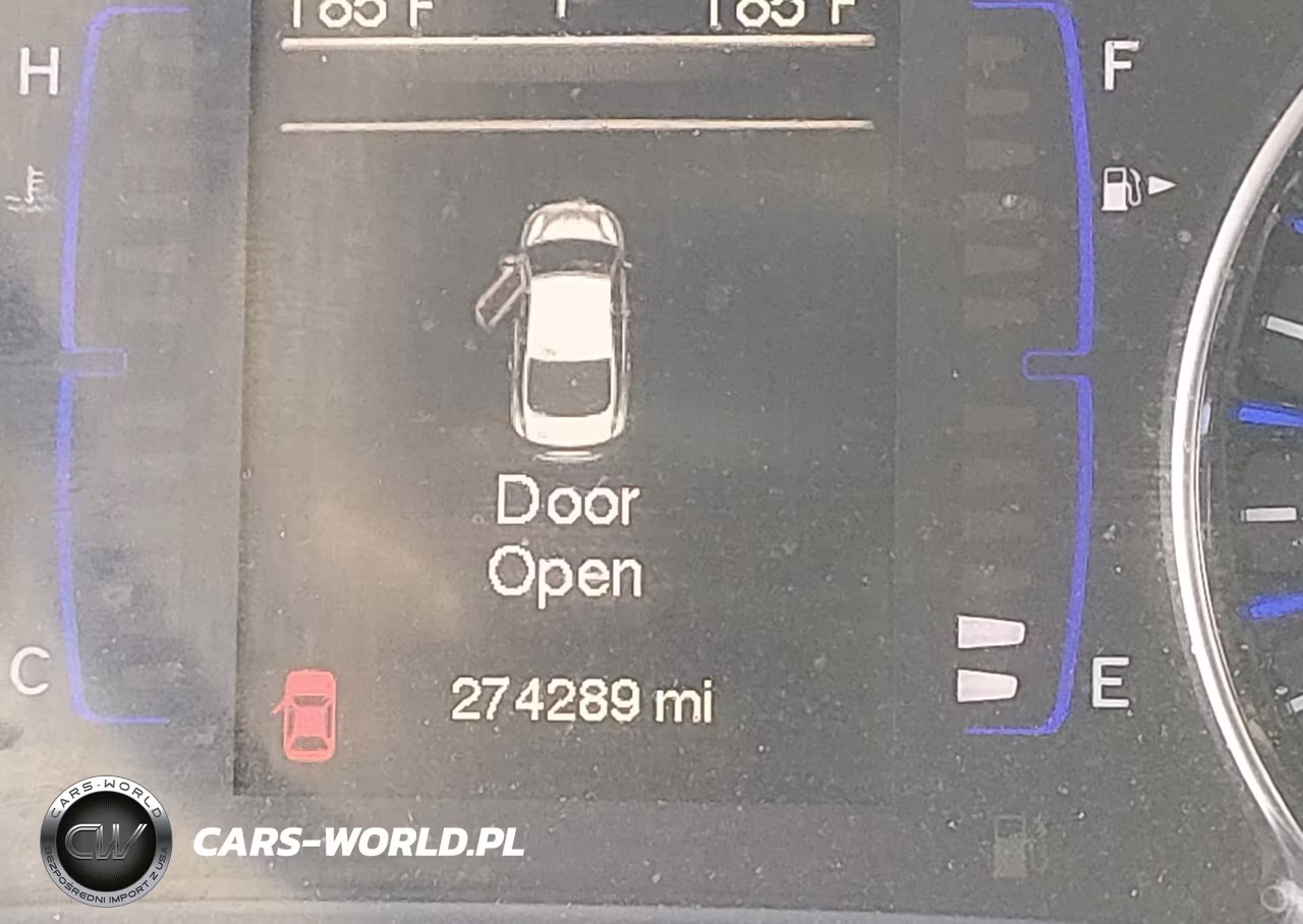 2015 Chrysler 200 S VIN:1C3CCCBBXFN732933 - 16