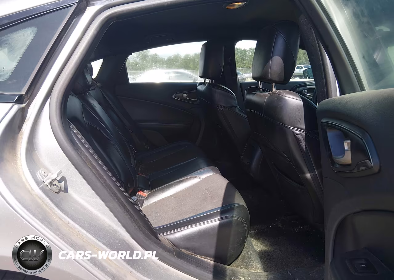 2015 Chrysler 200 S VIN:1C3CCCBBXFN732933 - 8
