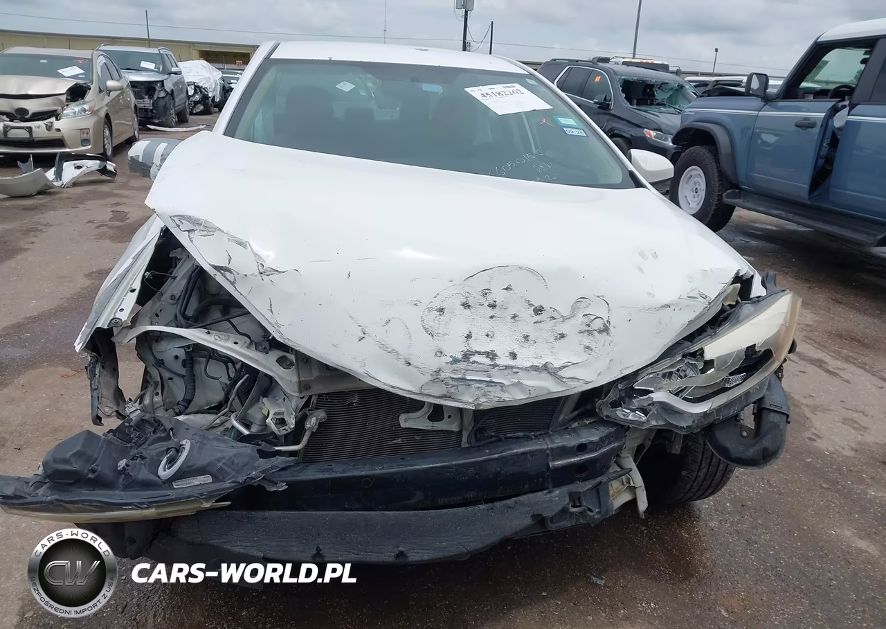 2016 Toyota Corolla Le VIN:5YFBURHE5GP566205 - 12
