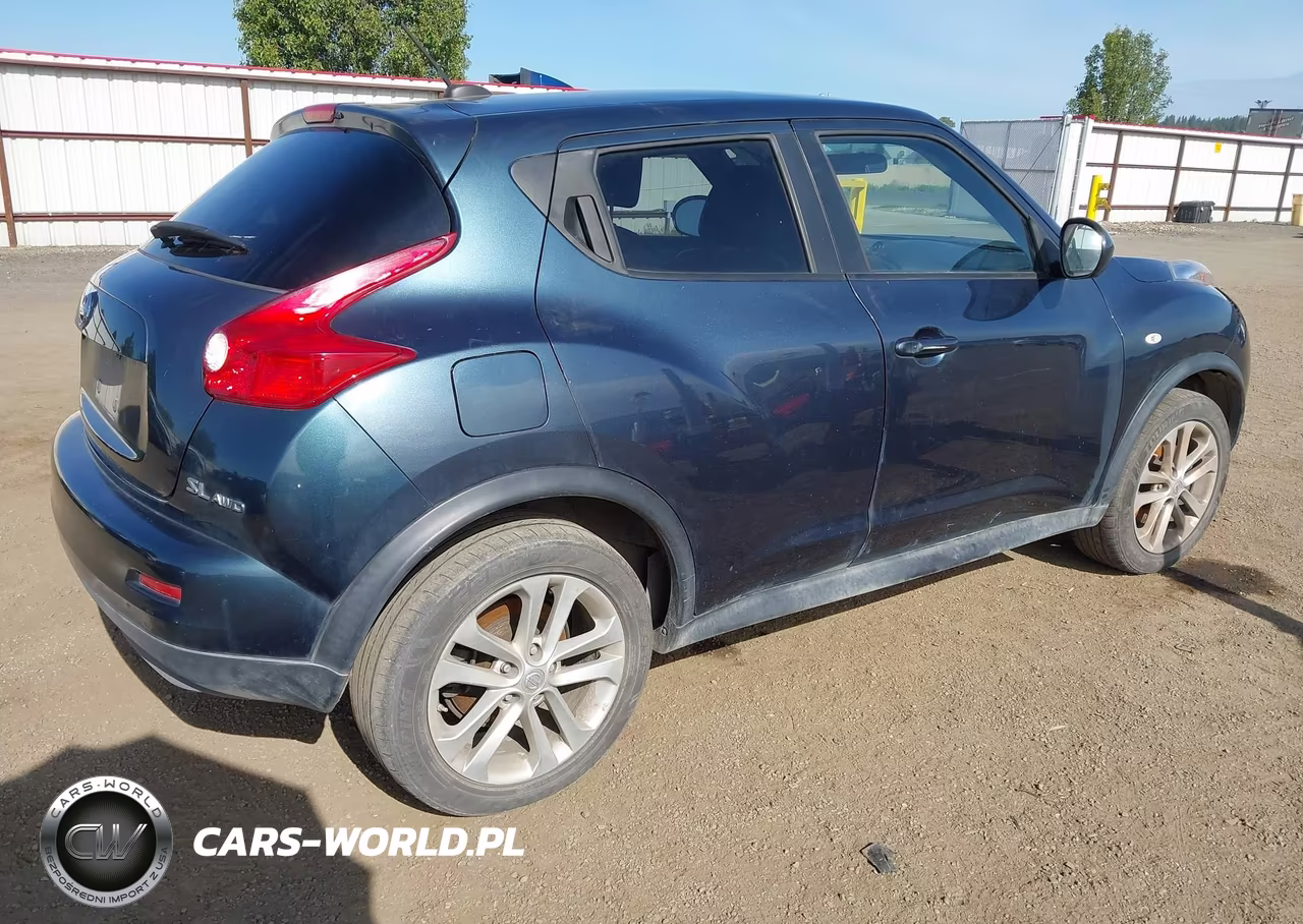 2011 Nissan Juke Sl VIN:JN8AF5MV8BT028057 - 4