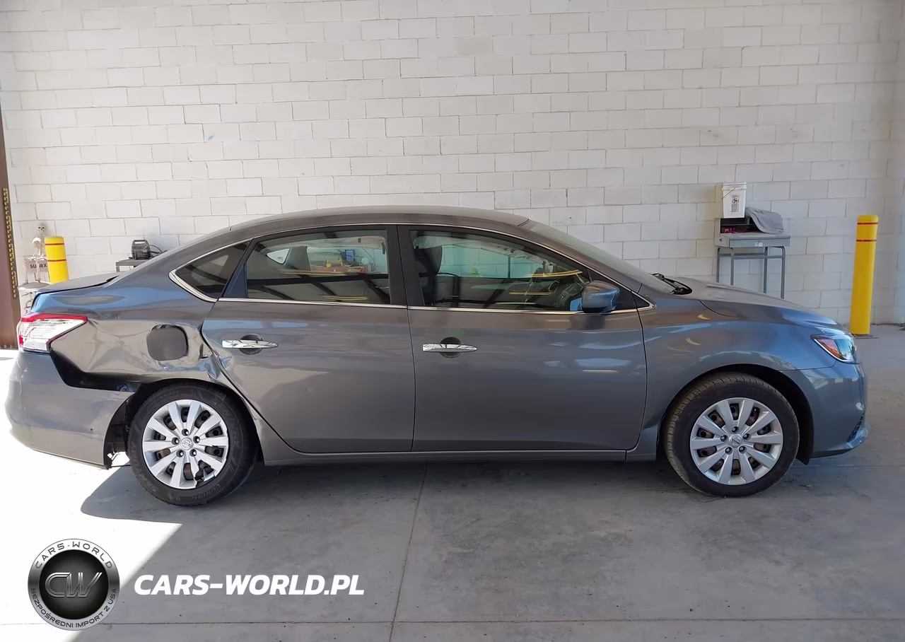 2018 Nissan Sentra S VIN:3N1AB7AP0JY315149 - 13