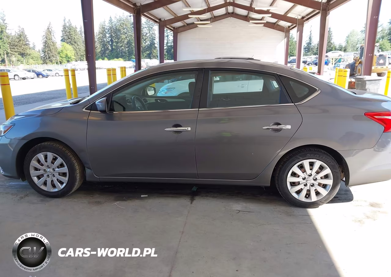 2018 Nissan Sentra S VIN:3N1AB7AP0JY315149 - 14