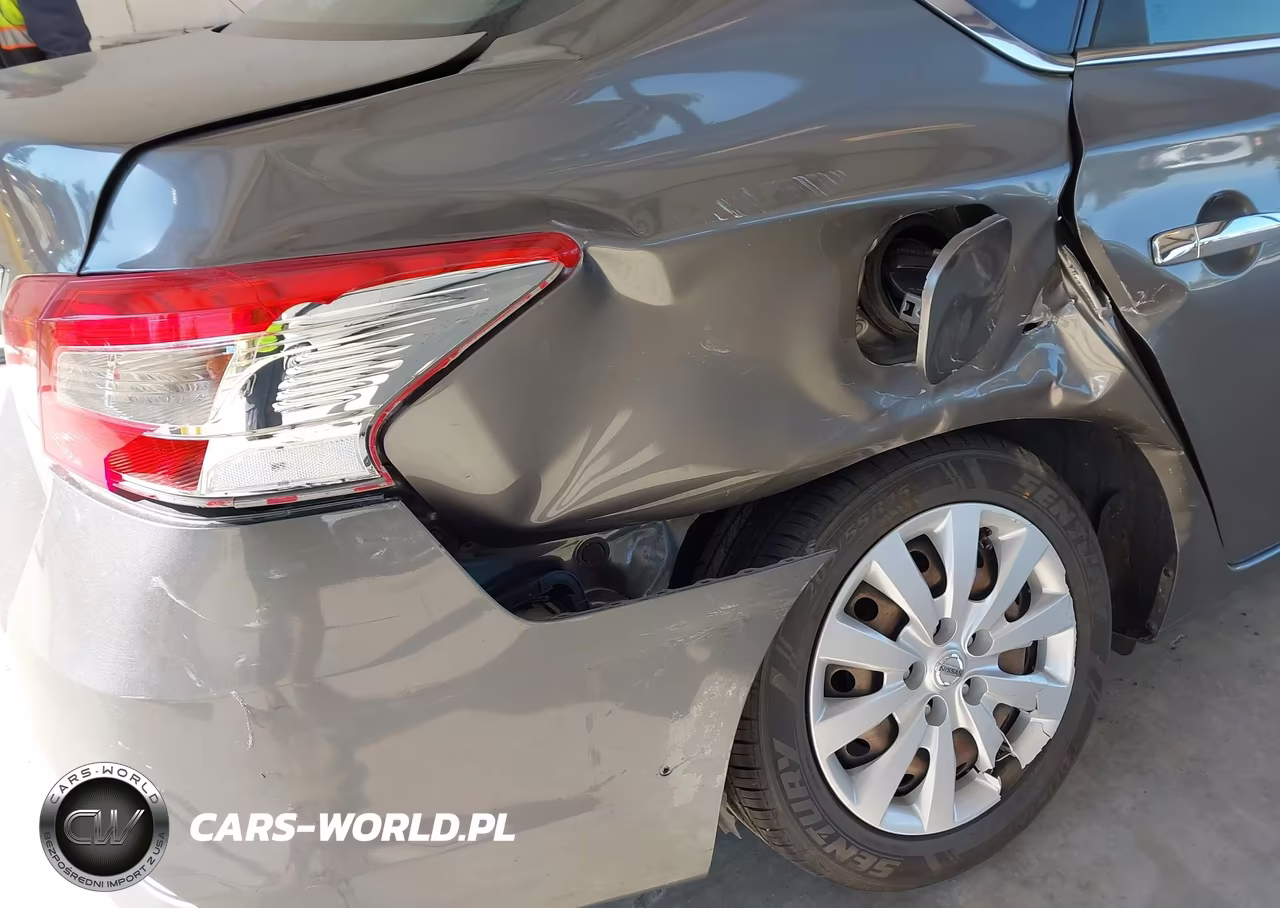 2018 Nissan Sentra S VIN:3N1AB7AP0JY315149 - 6