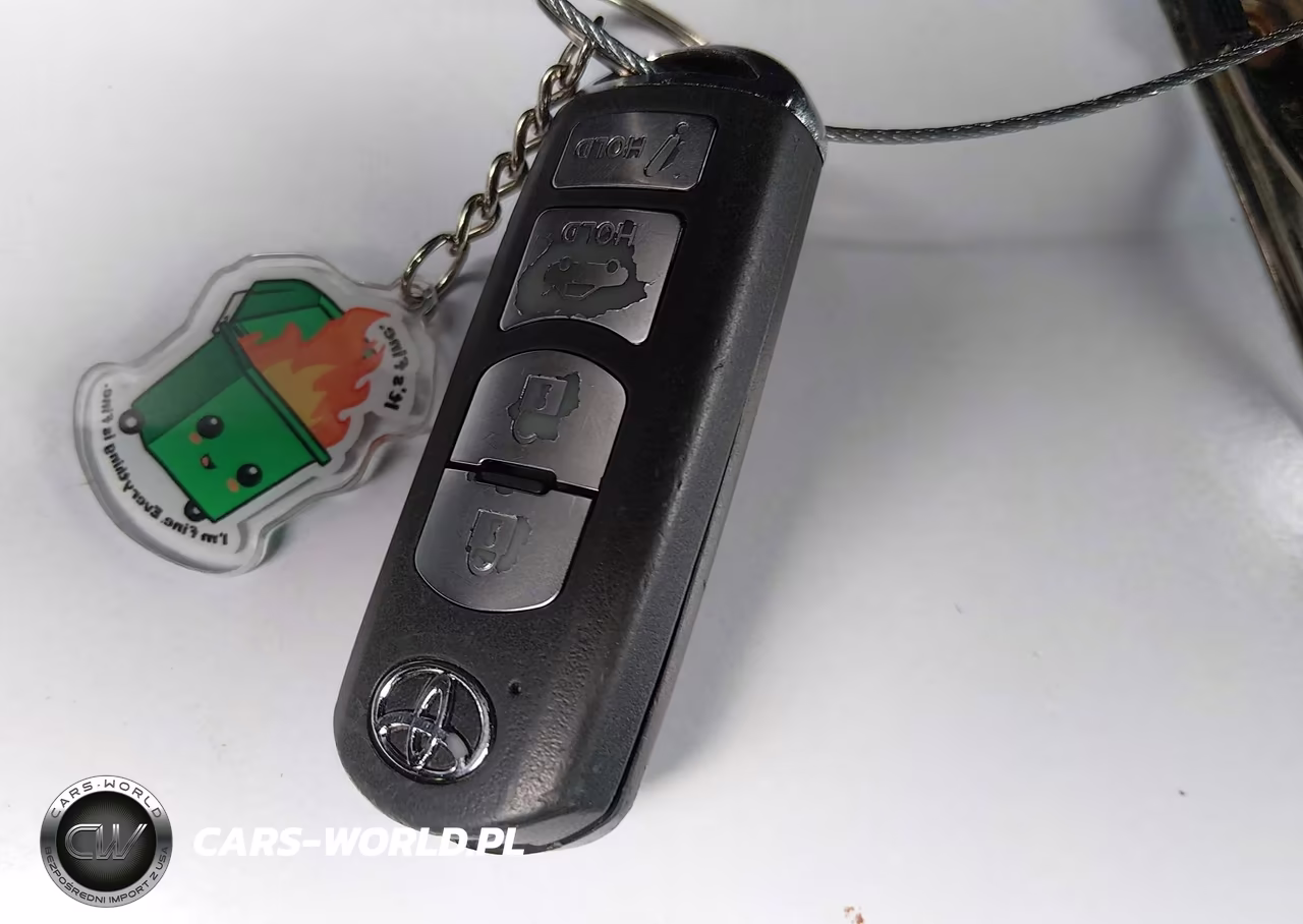 2019 Toyota Yaris Le VIN:3MYDLBYV1KY519055 - 11