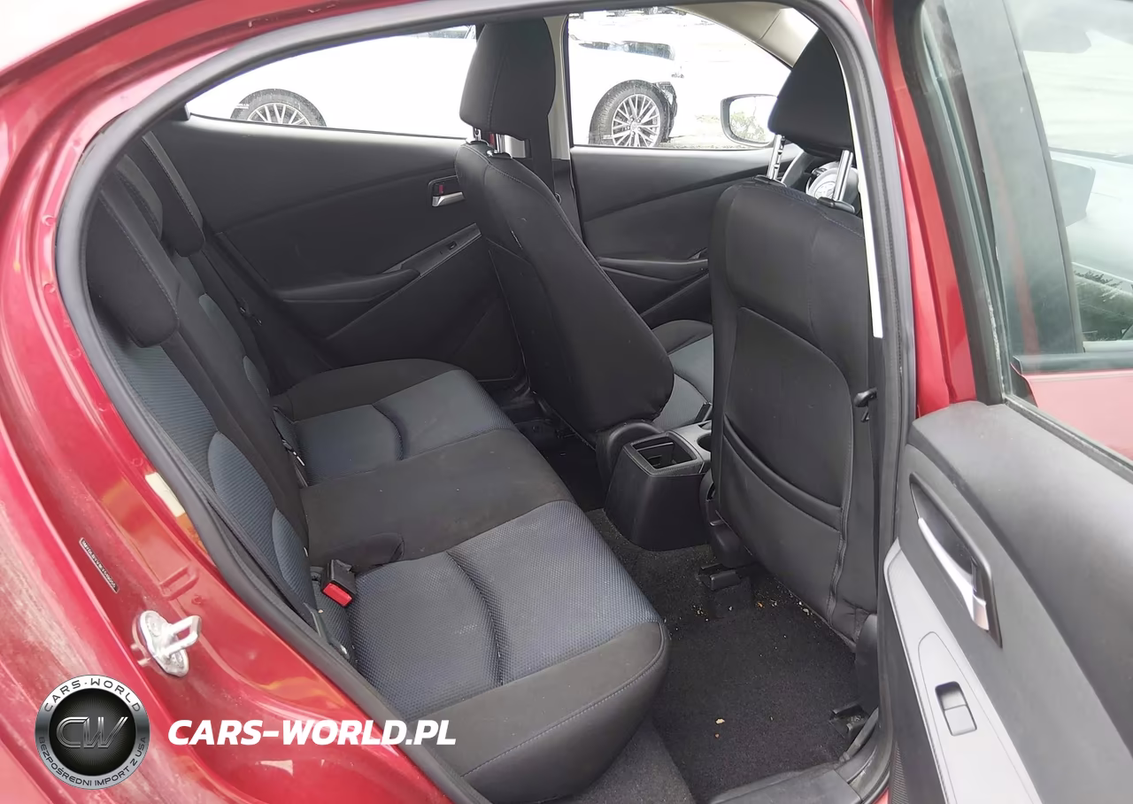 2019 Toyota Yaris Le VIN:3MYDLBYV1KY519055 - 8