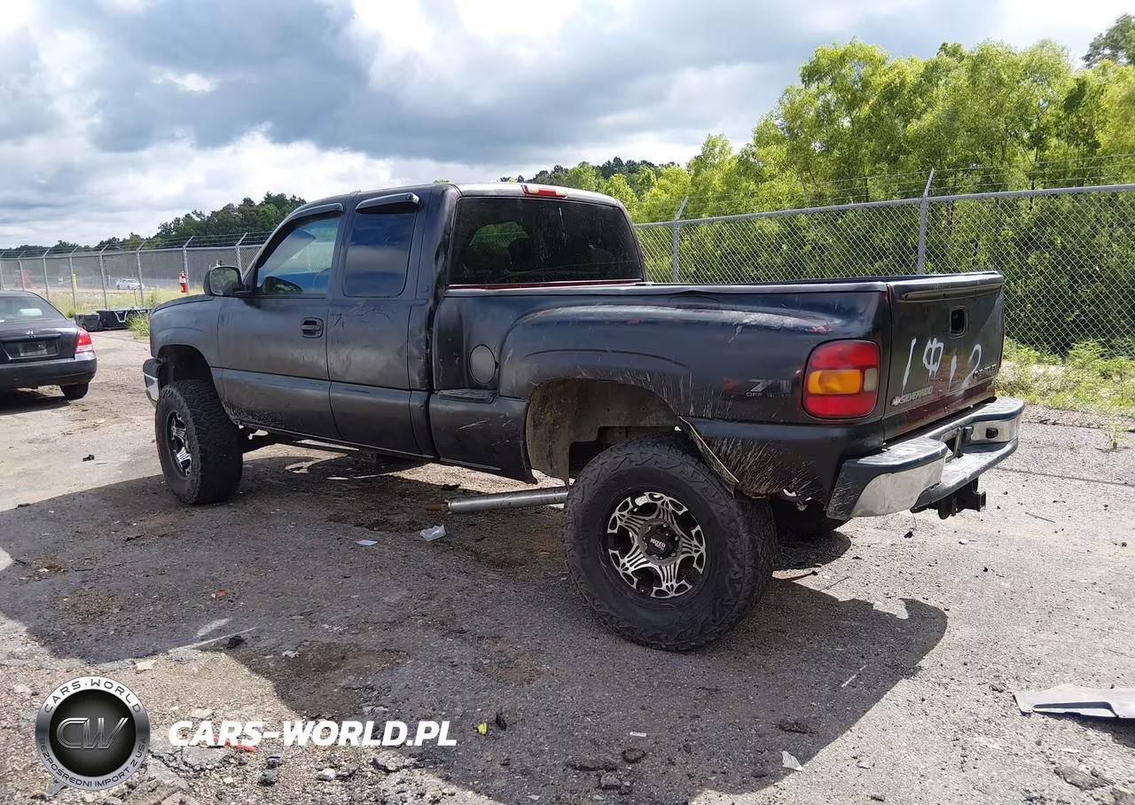 2003 Chevrolet Silverado 1500 Ls VIN:1GCEK19T53Z211133 - 3