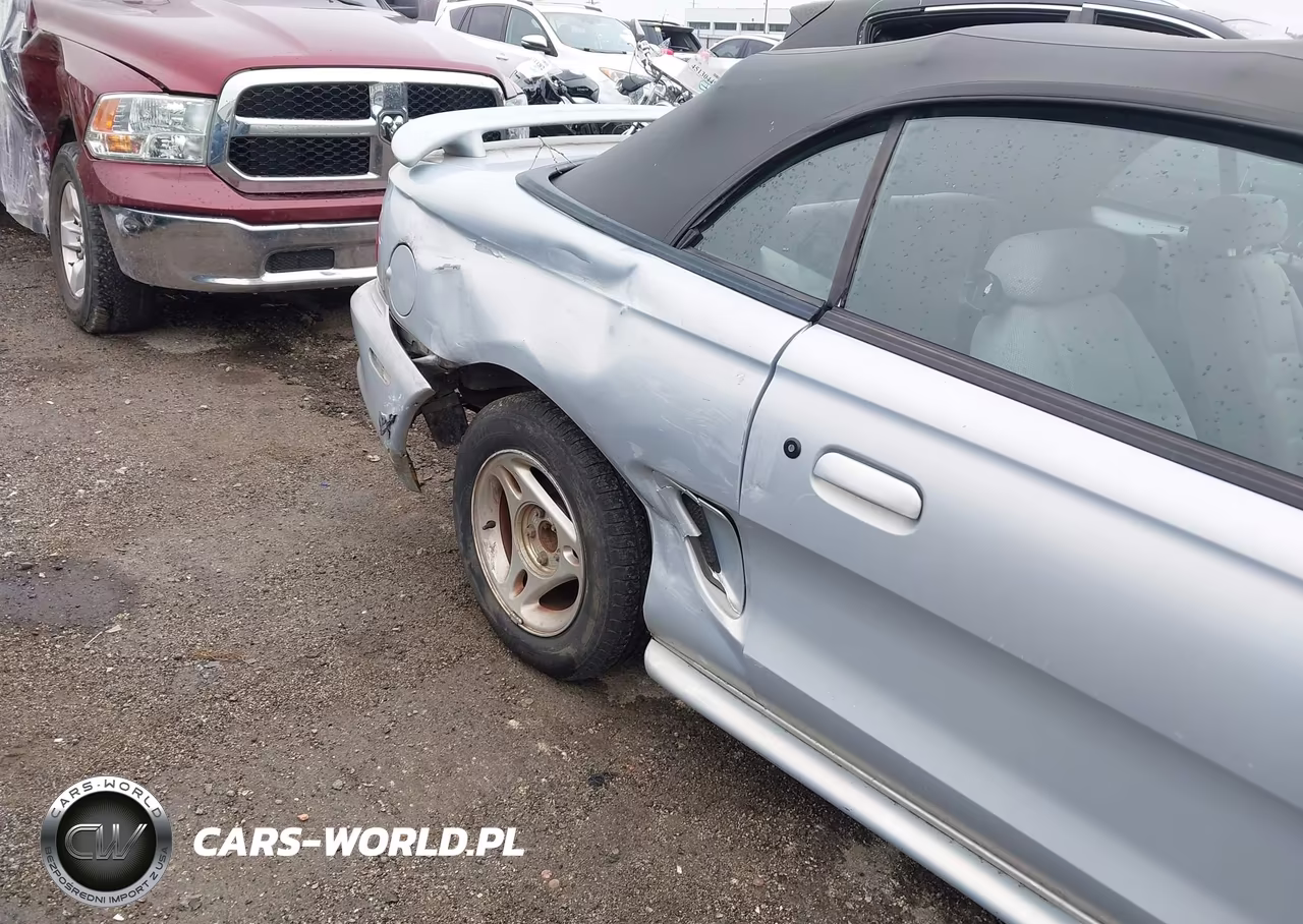 1996 Ford Mustang VIN:1FALP4443TF203050 - 6
