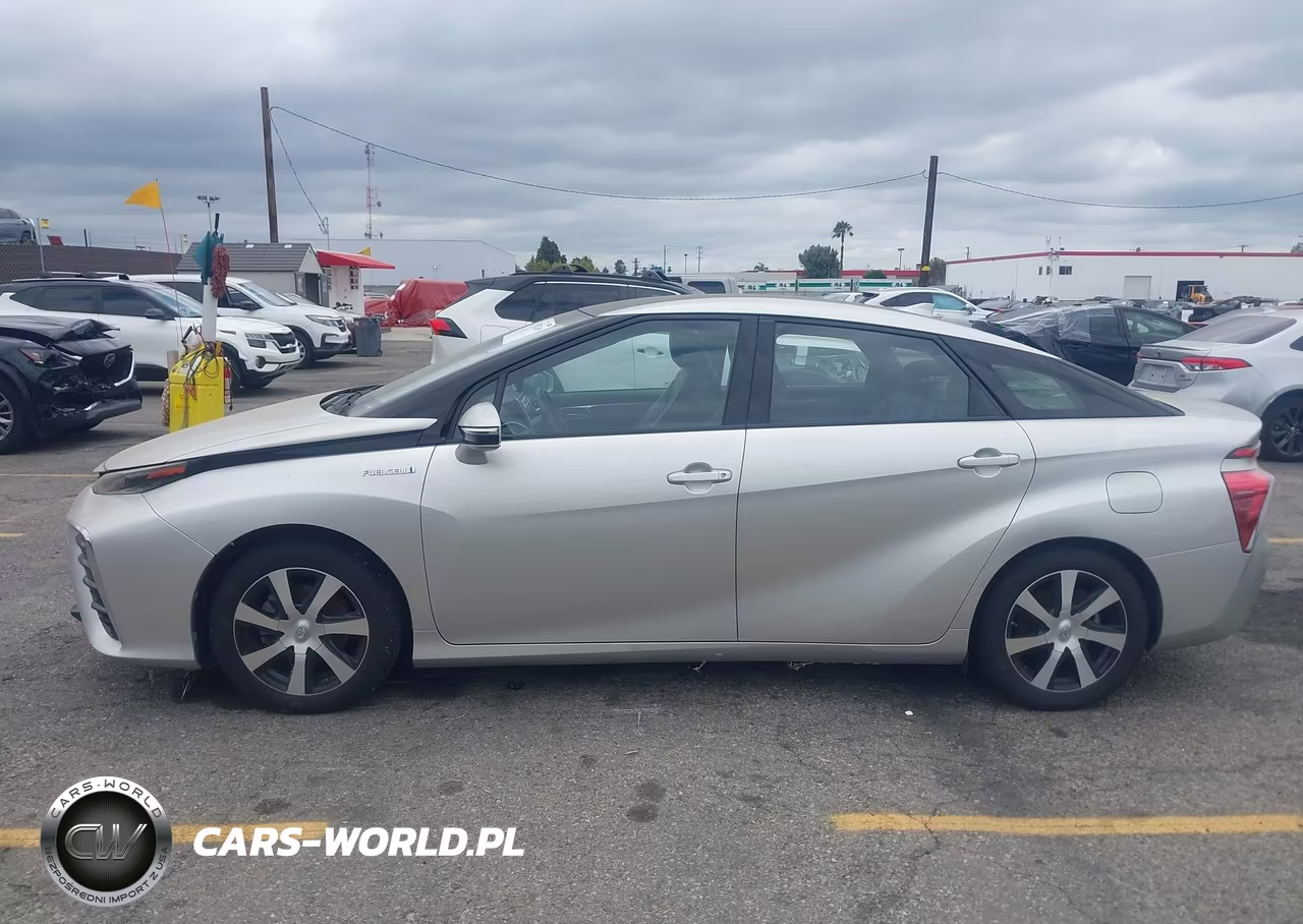 2017 Toyota Mirai VIN:JTDBVRBD1HA002344 - 14