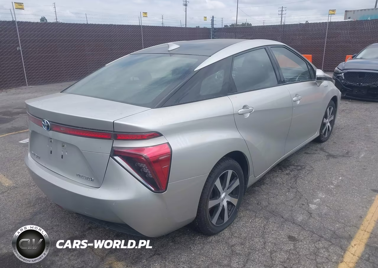 2017 Toyota Mirai VIN:JTDBVRBD1HA002344 - 4