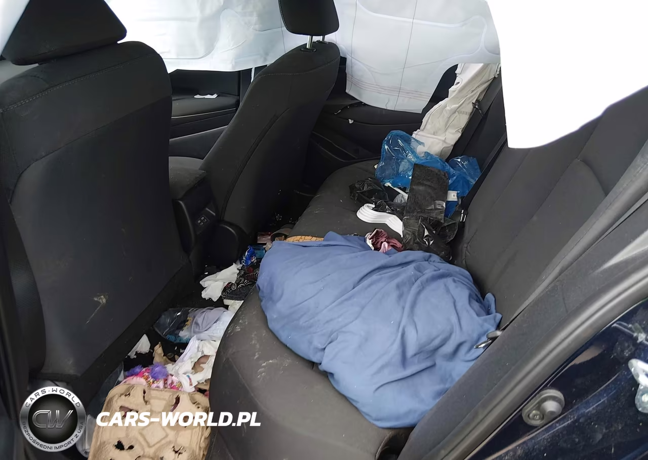 2026 Toyota Corolla Le VIN:5YFB4MDE5TP421281 - 8