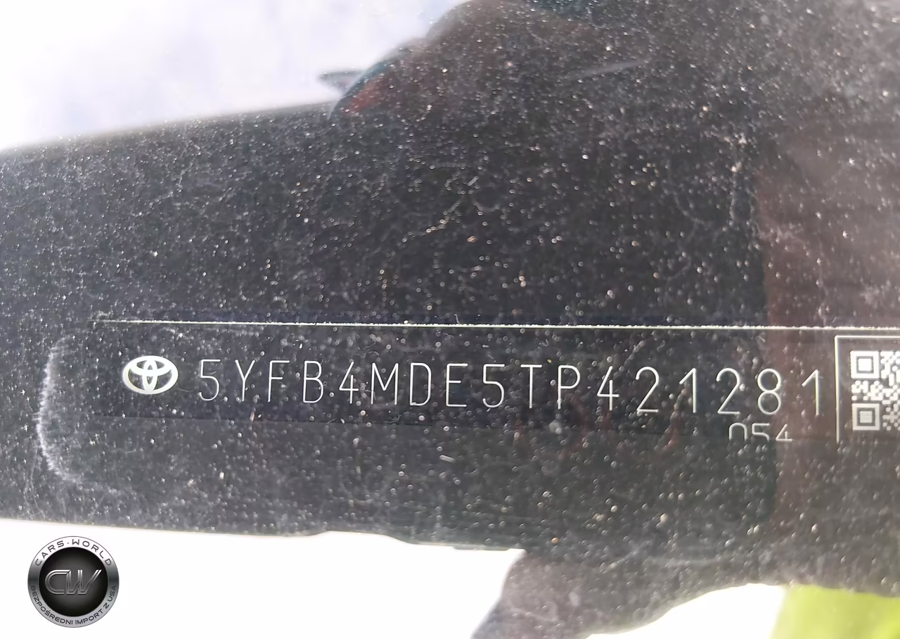 2026 Toyota Corolla Le VIN:5YFB4MDE5TP421281 - 9