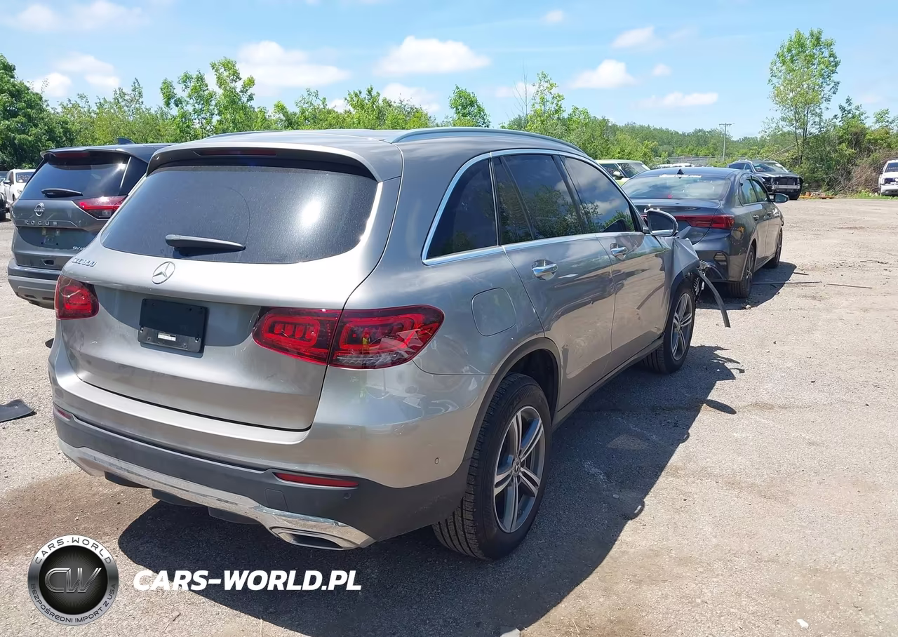 2020 Mercedes-Benz Glc 300 VIN:W1N0G8DB2LF827384 - 4