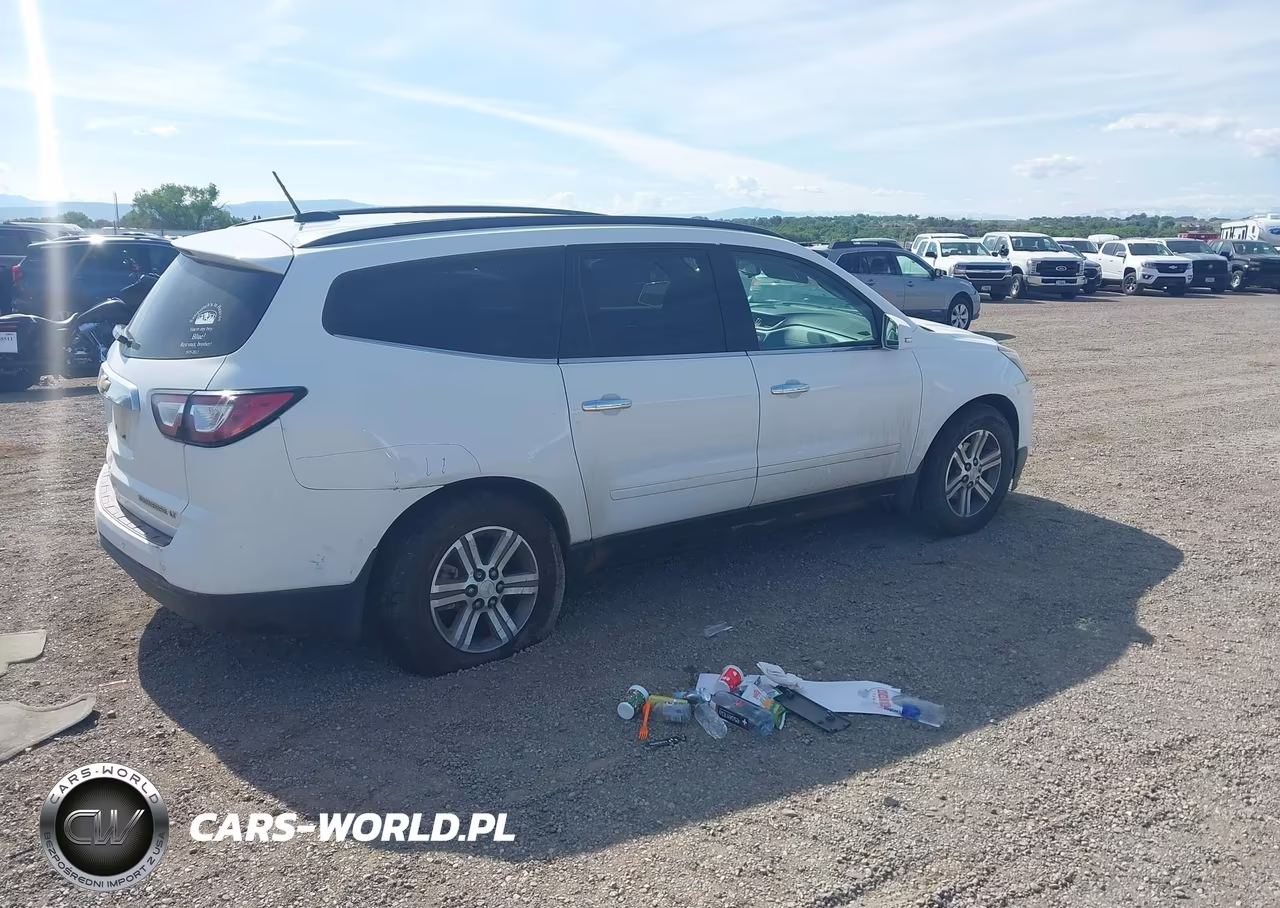 2016 Chevrolet Traverse 1Lt VIN:1GNKVGKD8GJ331486 - 4