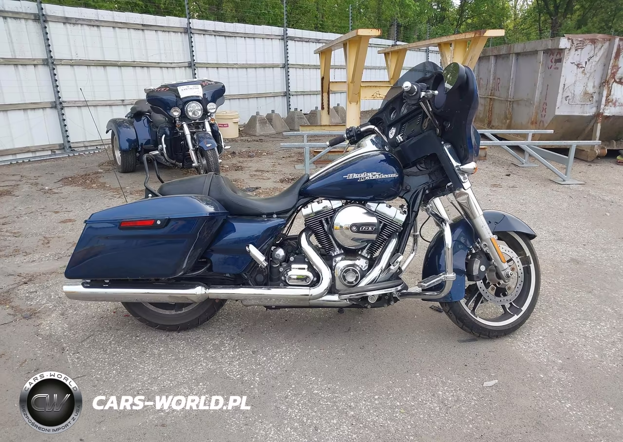 2014 Harley-Davidson Flhx Street Glide VIN:1HD1KBM14EB684946 - 12