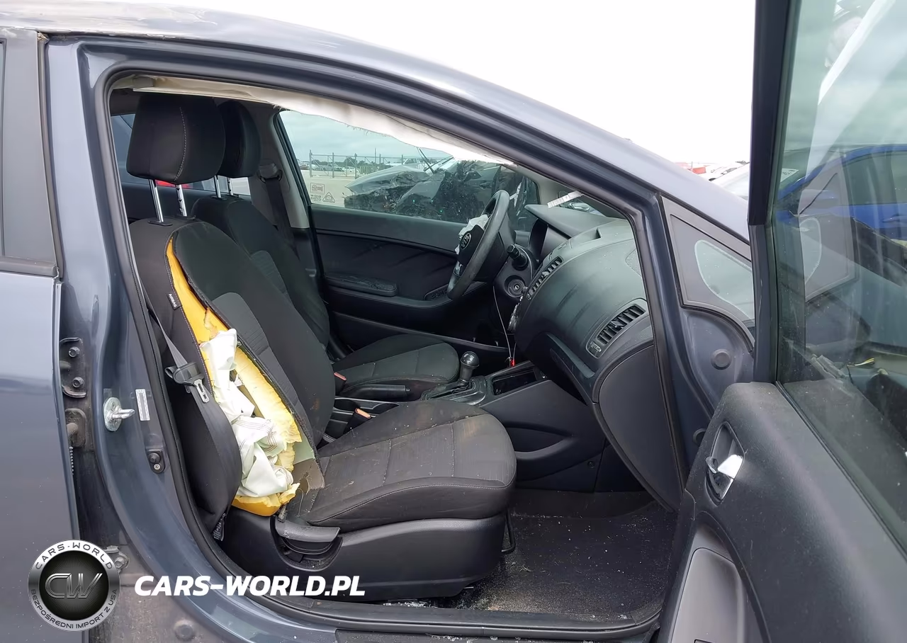 2015 Kia Forte Lx VIN:KNAFX4A66F5366831 - 5