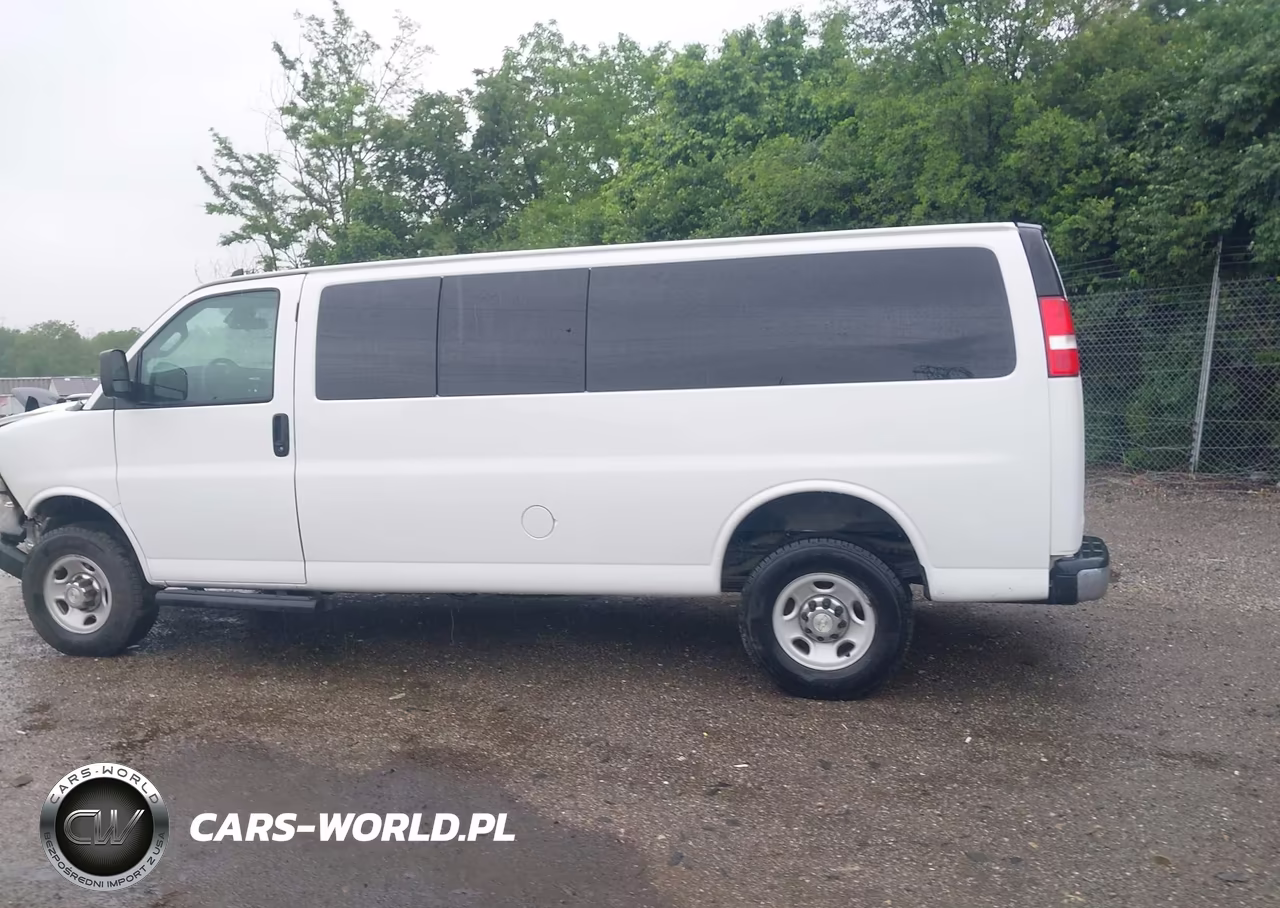 2019 Chevrolet Express 3500 Lt VIN:1GAZGPFG1K1216378 - 15