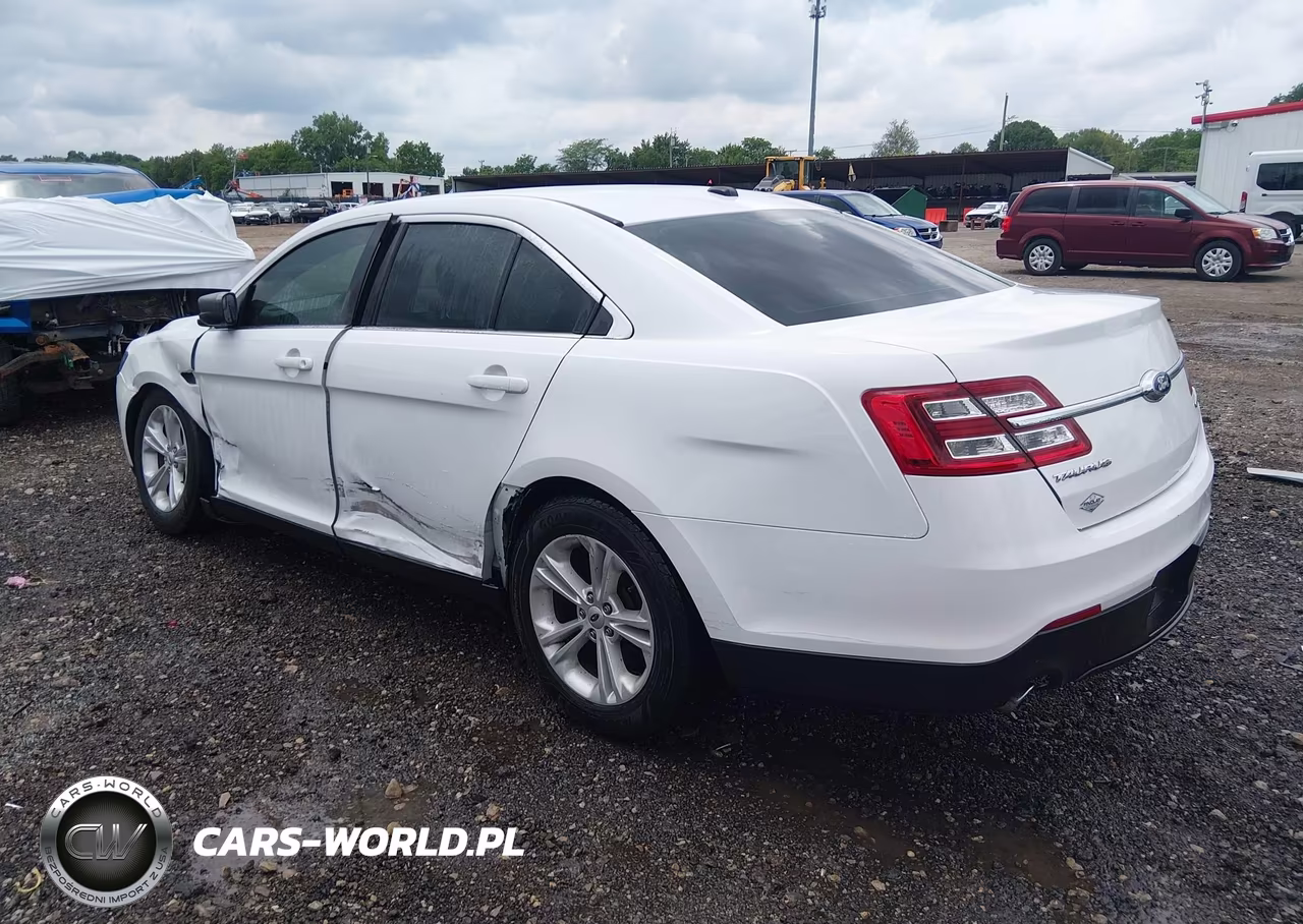 2018 Ford Taurus Se VIN:1FAHP2D89JG103913 - 3
