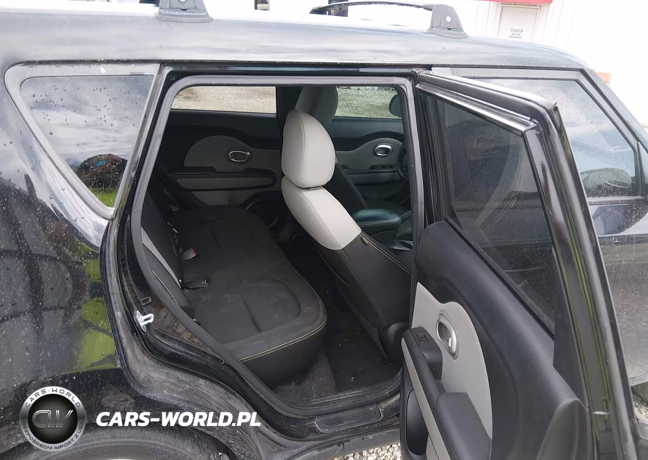 2016 Kia Soul + VIN:KNDJP3A54G7855961 - 8