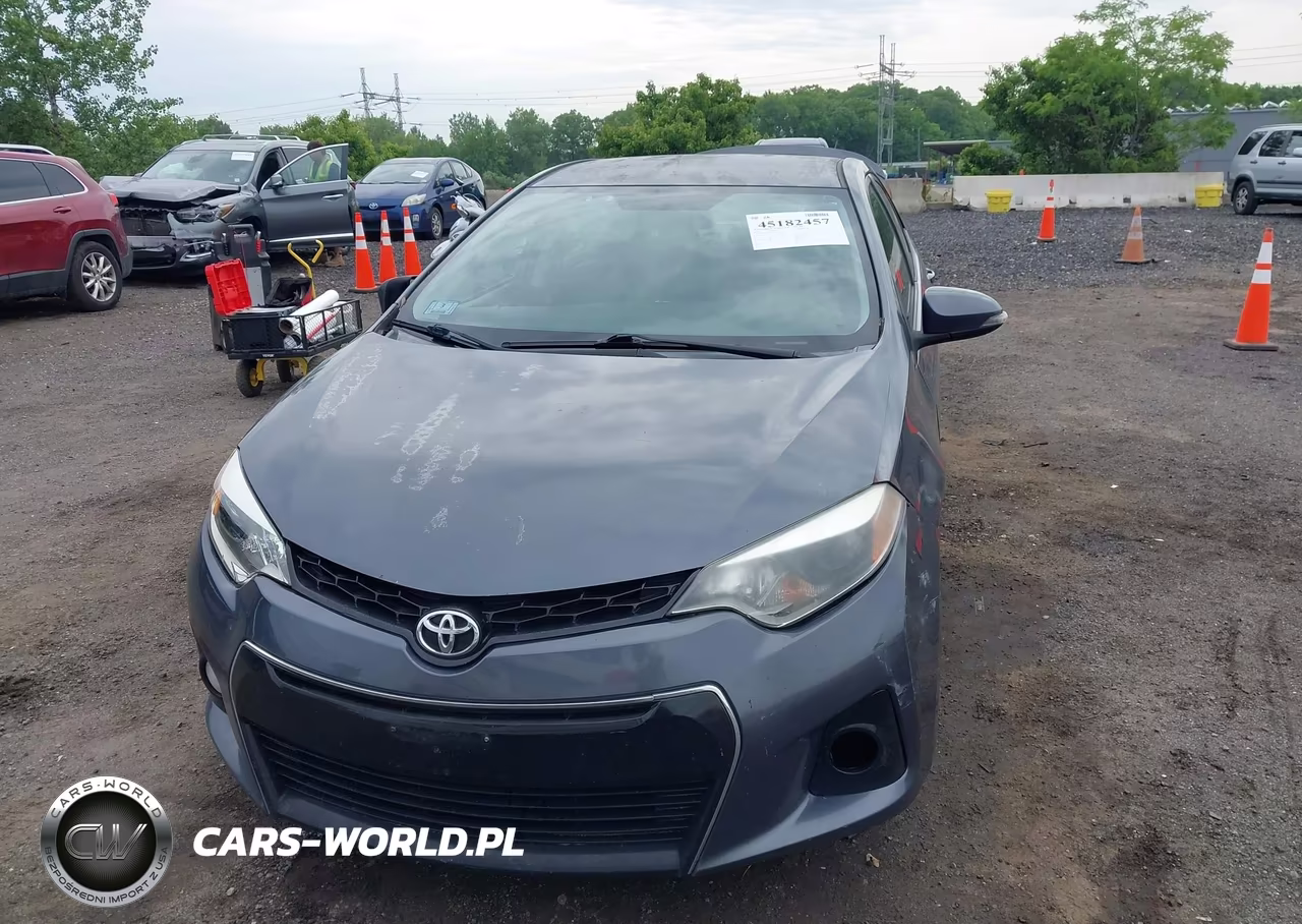 2015 Toyota Corolla S Plus VIN:5YFBURHE5FP332838 - 12