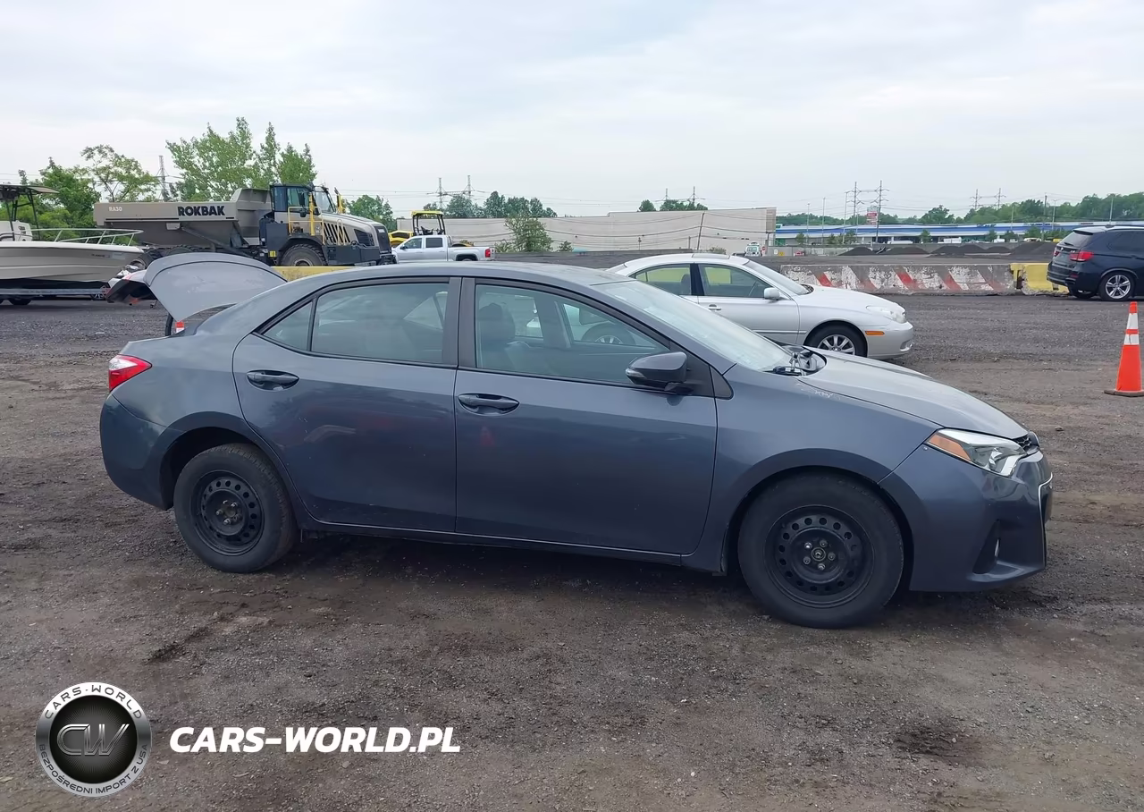 2015 Toyota Corolla S Plus VIN:5YFBURHE5FP332838 - 13