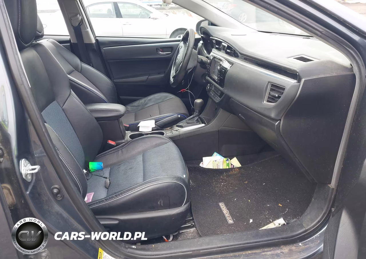 2015 Toyota Corolla S Plus VIN:5YFBURHE5FP332838 - 5