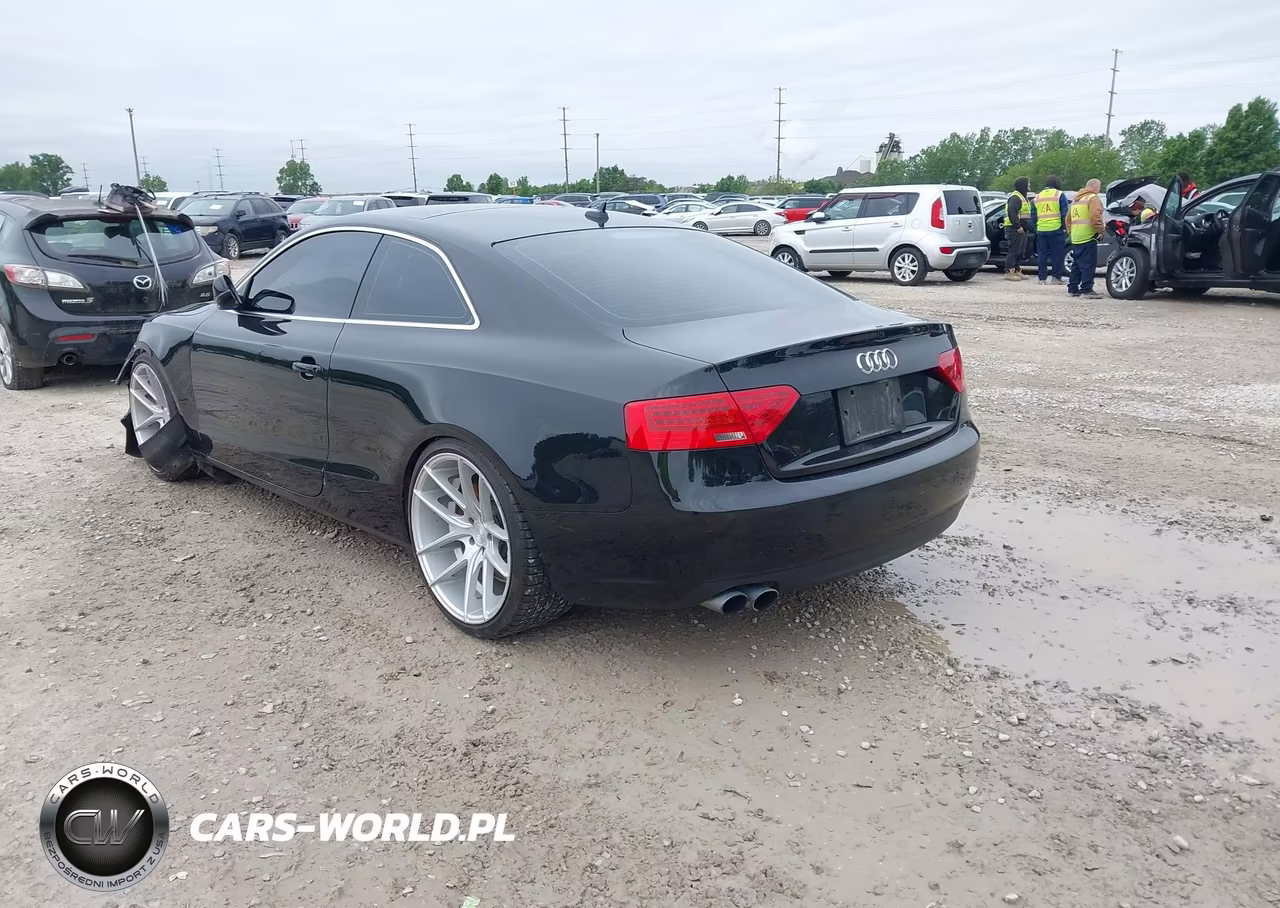 2013 Audi A5 2.0T Premium VIN:WAURFAFRXDA034168 - 3