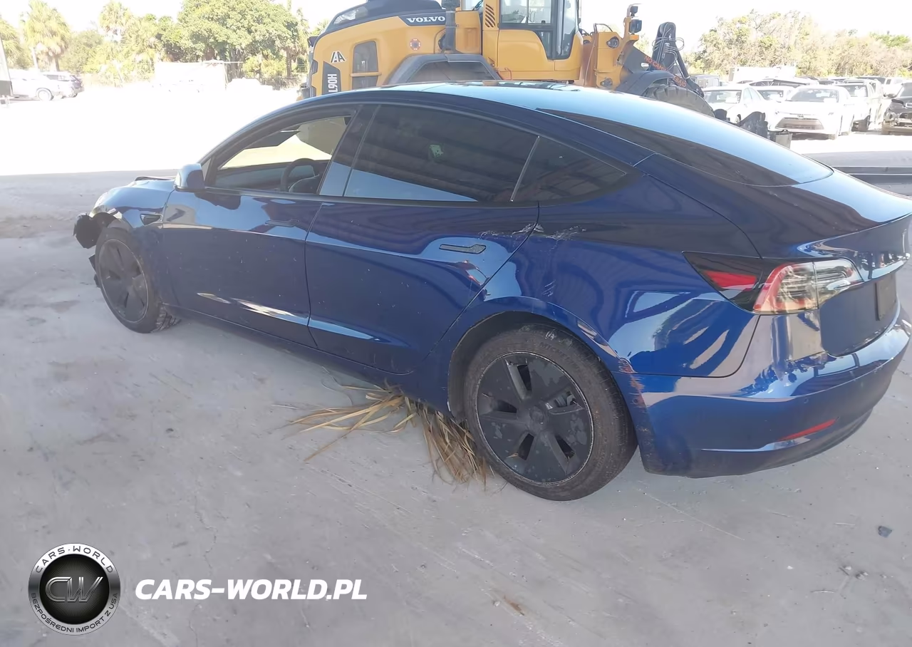 2022 Tesla Model 3 Long Range Dual Motor All-Wheel Drive VIN:5YJ3E1EB6NF181158 - 3