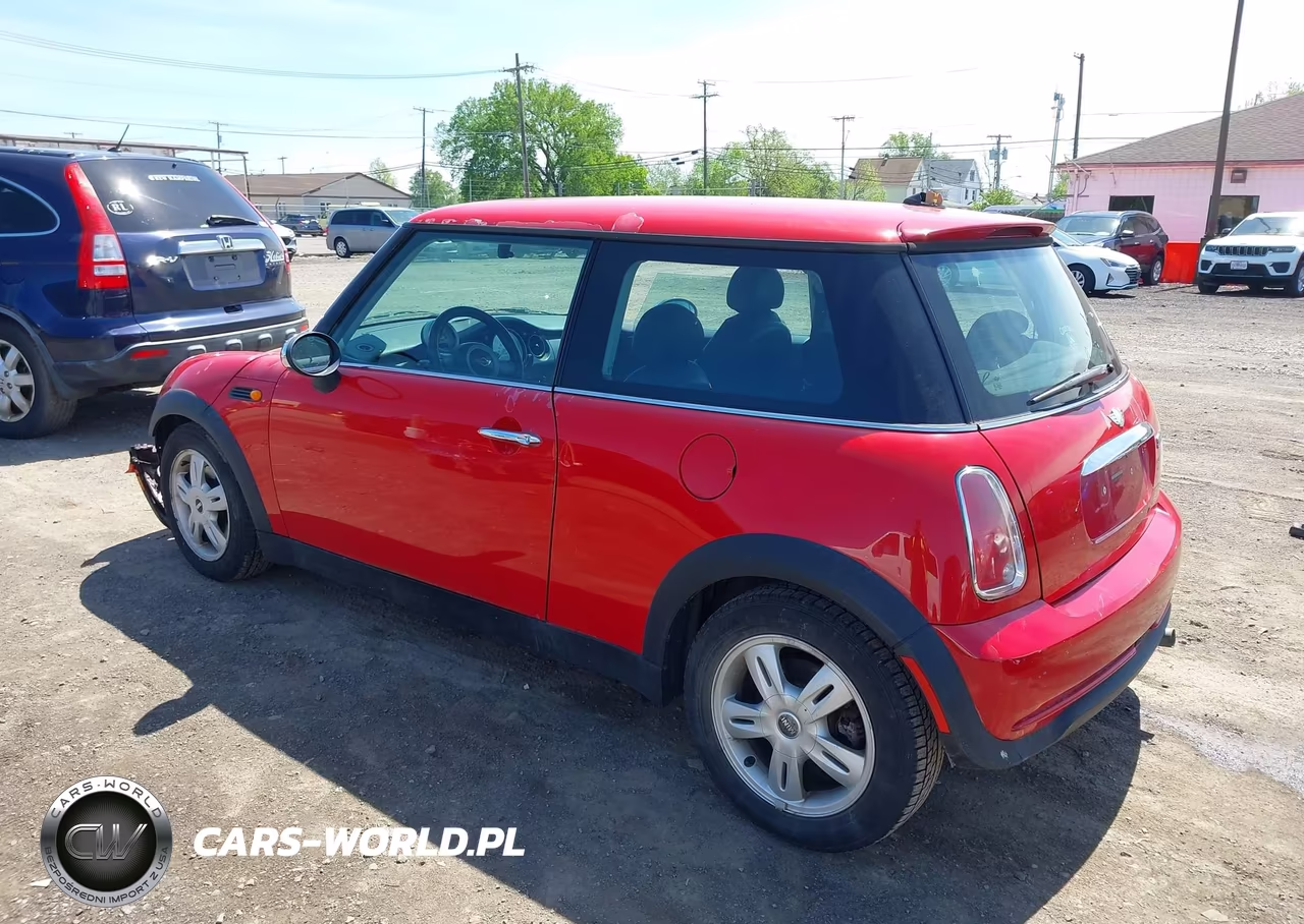 2006 Mini Cooper VIN:WMWRC33516TK17889 - 3