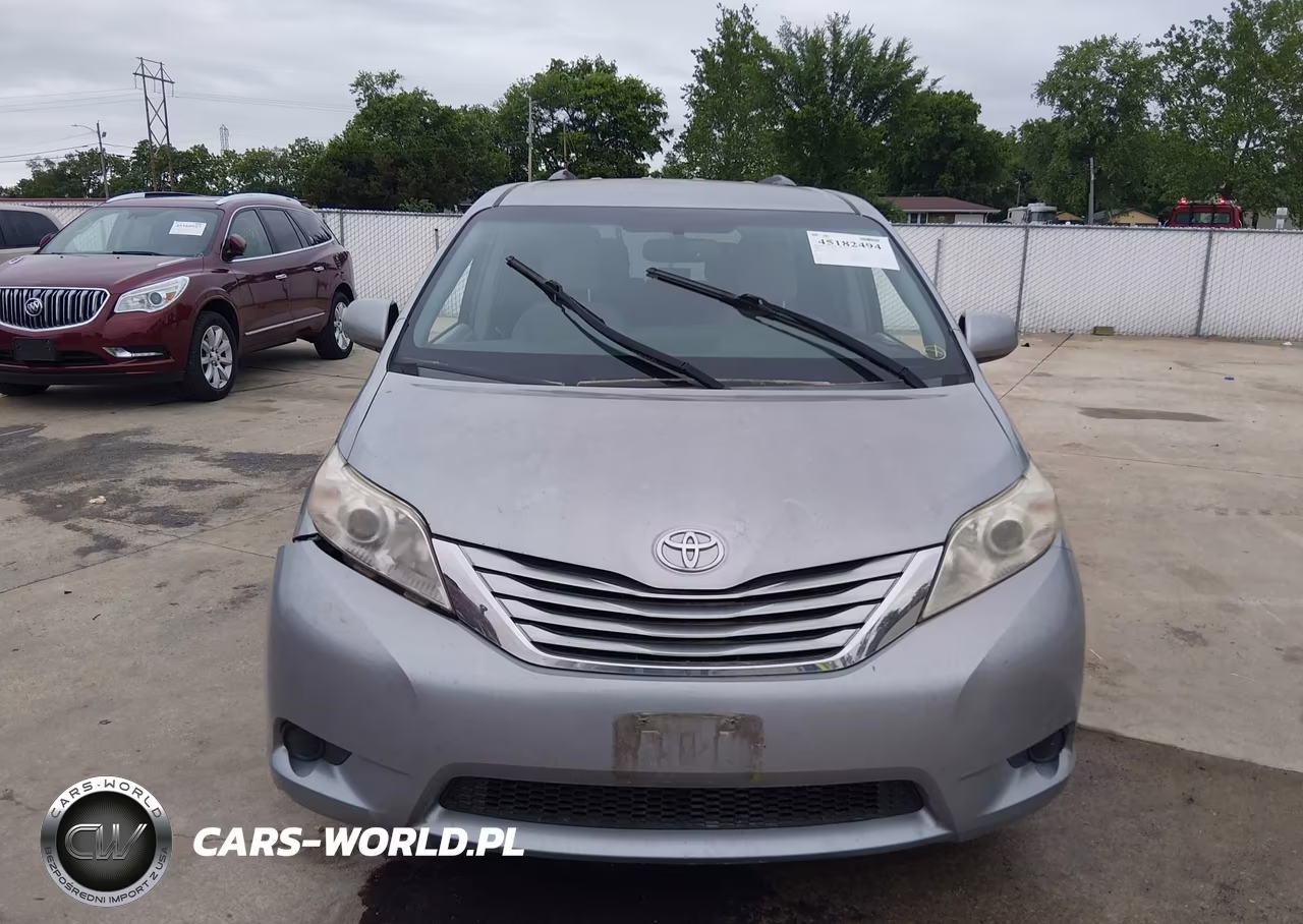 2016 Toyota Sienna Le 8 Passenger VIN:5TDKK3DC4GS717887 - 12