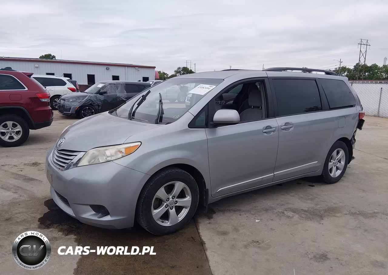 2016 Toyota Sienna Le 8 Passenger VIN:5TDKK3DC4GS717887 - 2