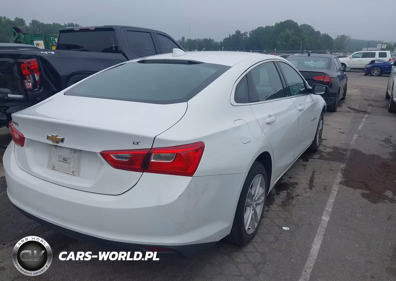 2018 Chevrolet Malibu Lt VIN:1G1ZD5ST4JF270548 - 4