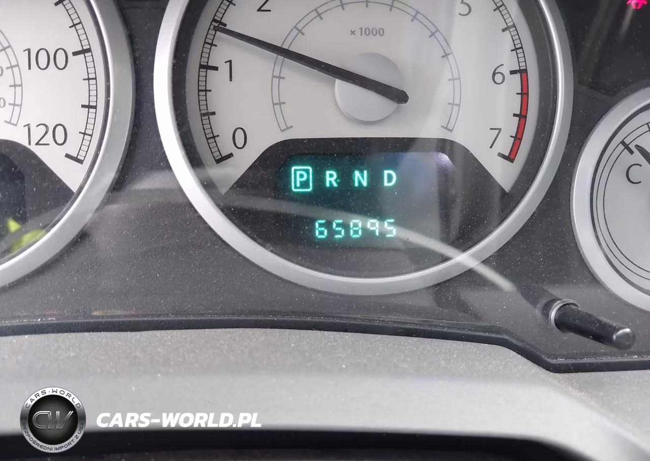 2008 Chrysler Town & Country Touring VIN:2A8HR54P68R815875 - 7
