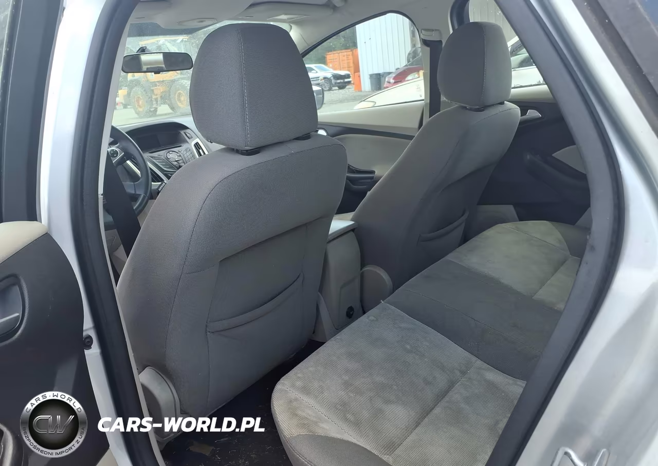 2014 Ford Focus Se VIN:1FADP3F21EL166126 - 8
