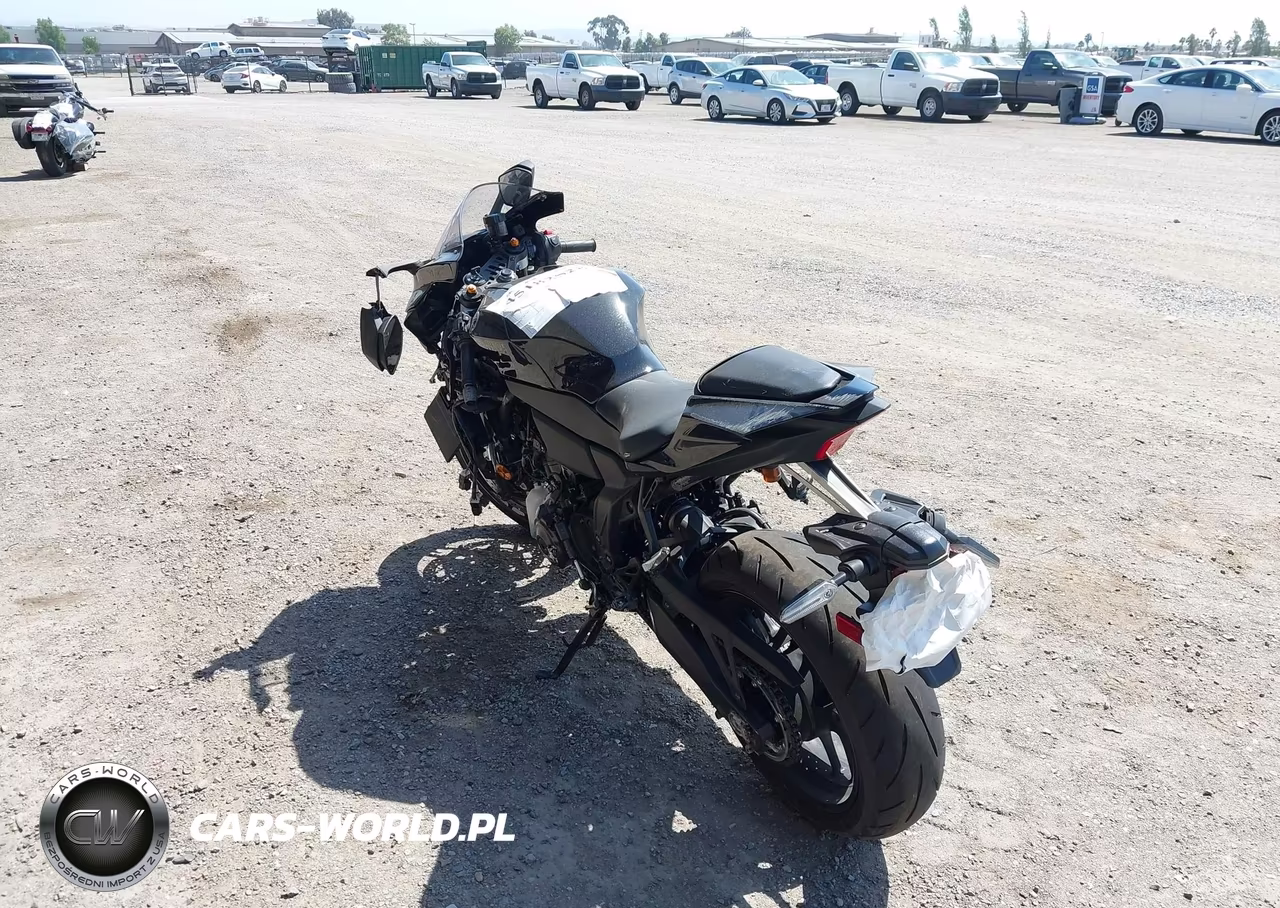 2026 Yamaha Yzfr7 VIN:JYARM60Y4TA000534 - 3