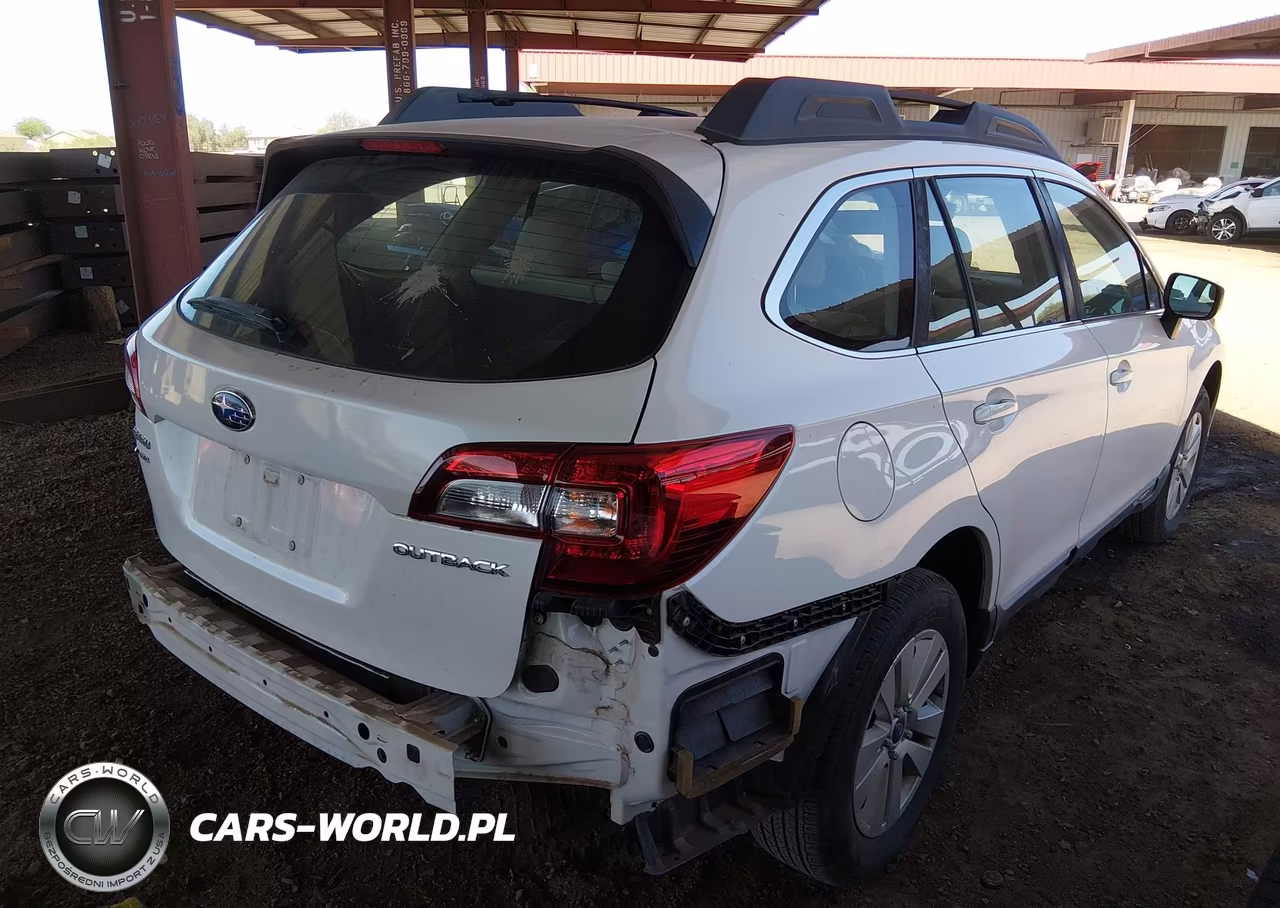 2018 Subaru Outback 2.5I VIN:4S4BSAAC0J3244051 - 4