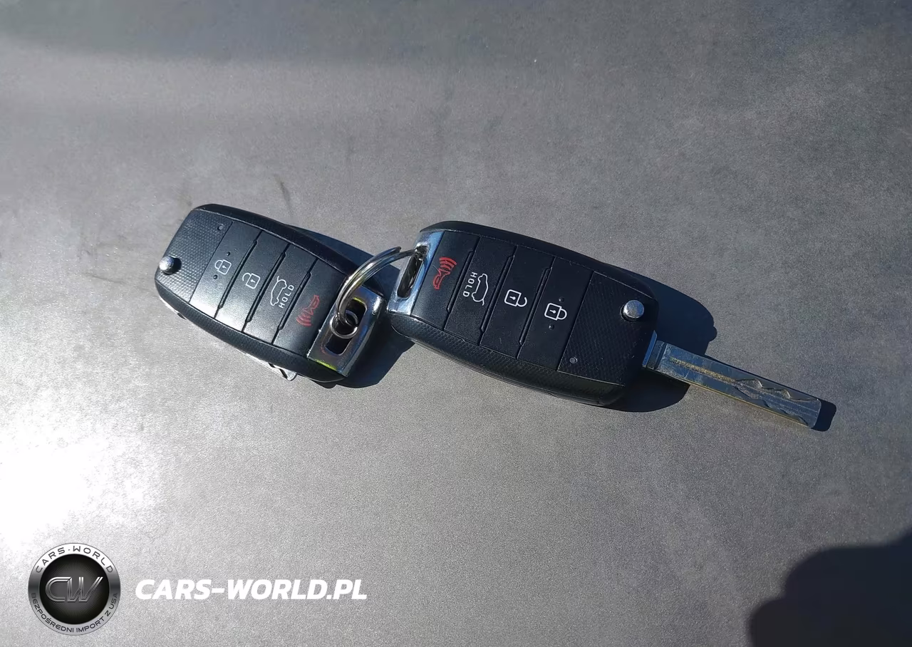 2018 Kia Soul VIN:KNDJN2A22J7533638 - 11