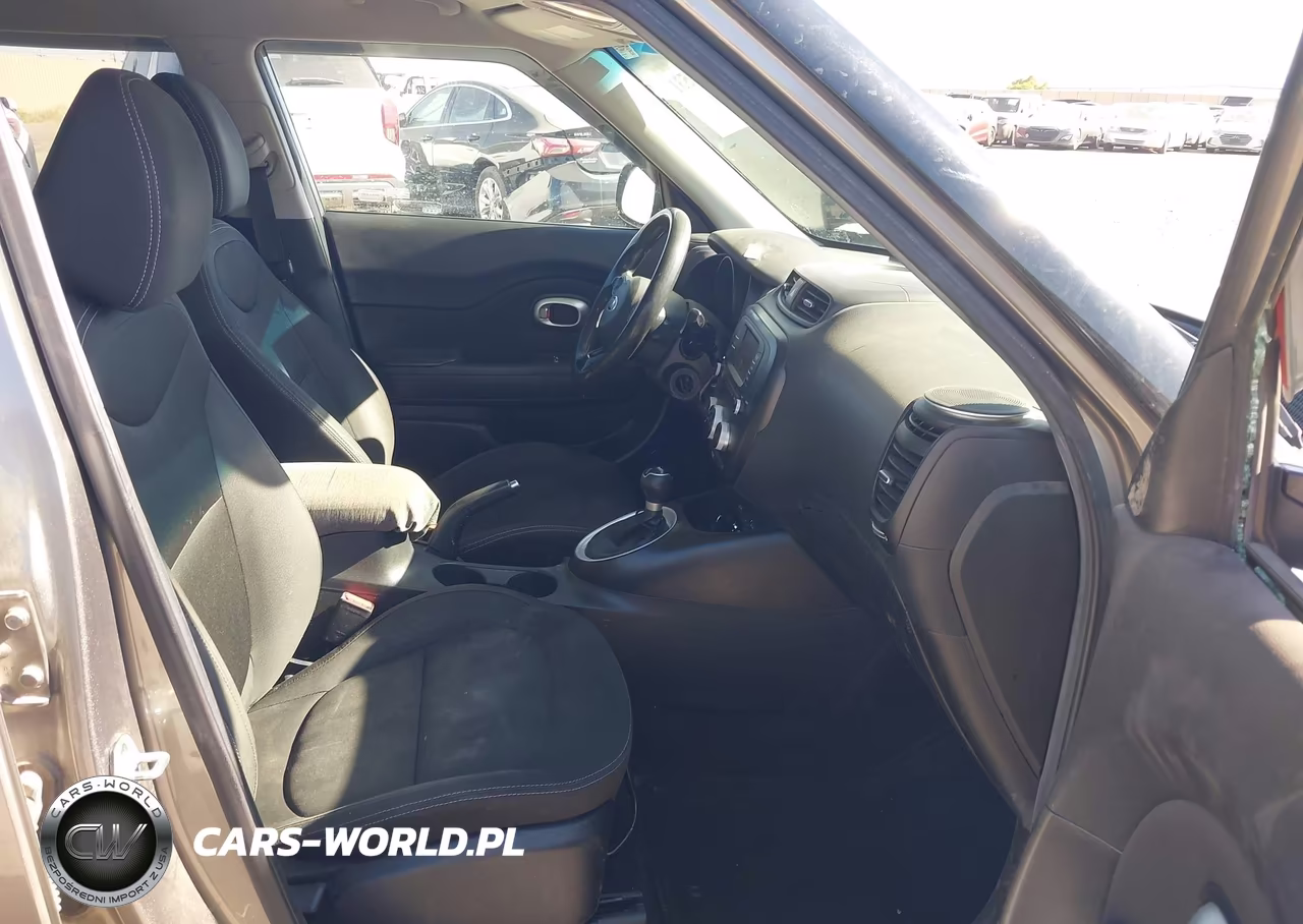2018 Kia Soul VIN:KNDJN2A22J7533638 - 5