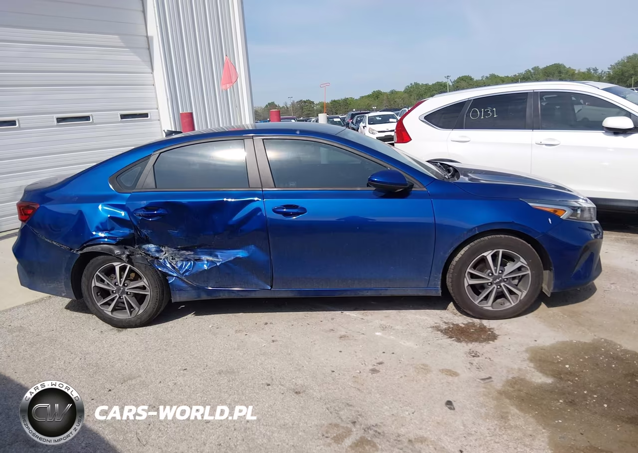 2023 Kia Forte Lxs VIN:3KPF24AD0PE507379 - 13