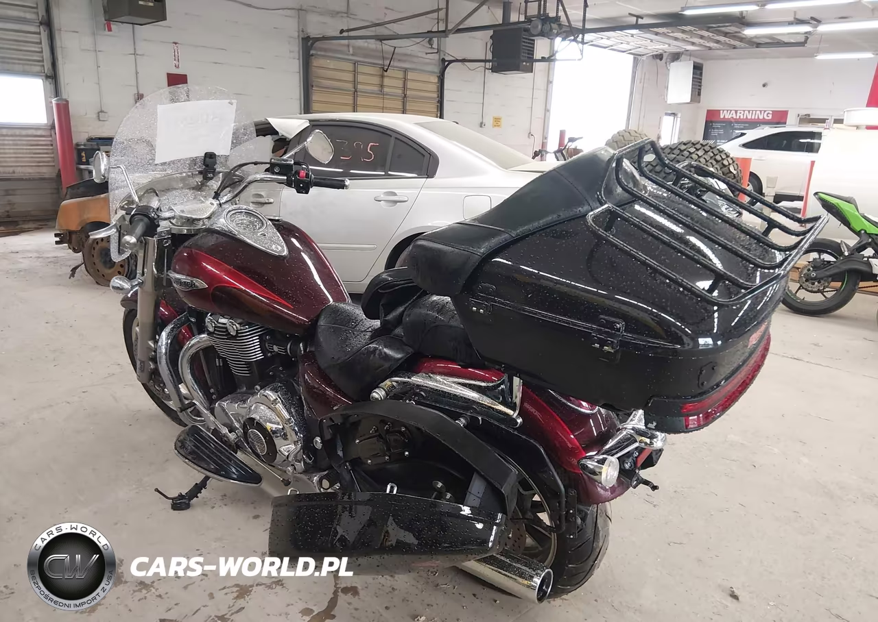 2014 Triumph Motorcycle Thunderbird Commander VIN:SMTB05WF6EJ644090 - 3