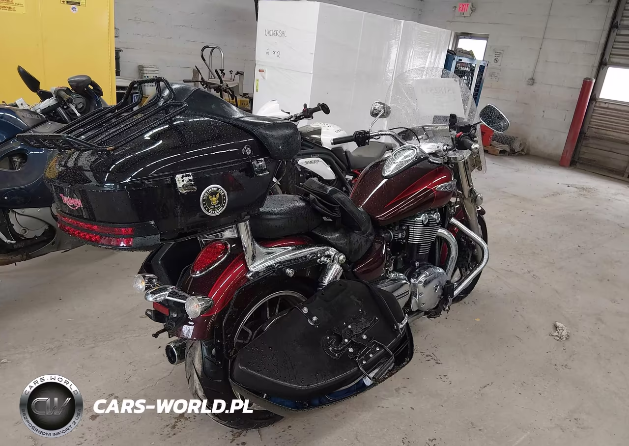 2014 Triumph Motorcycle Thunderbird Commander VIN:SMTB05WF6EJ644090 - 4