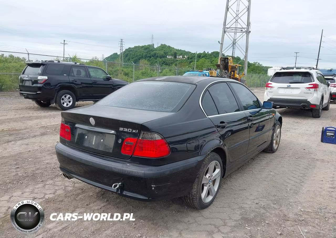 2005 BMW 330Xi VIN:WBAEW53485PG11957 - 4