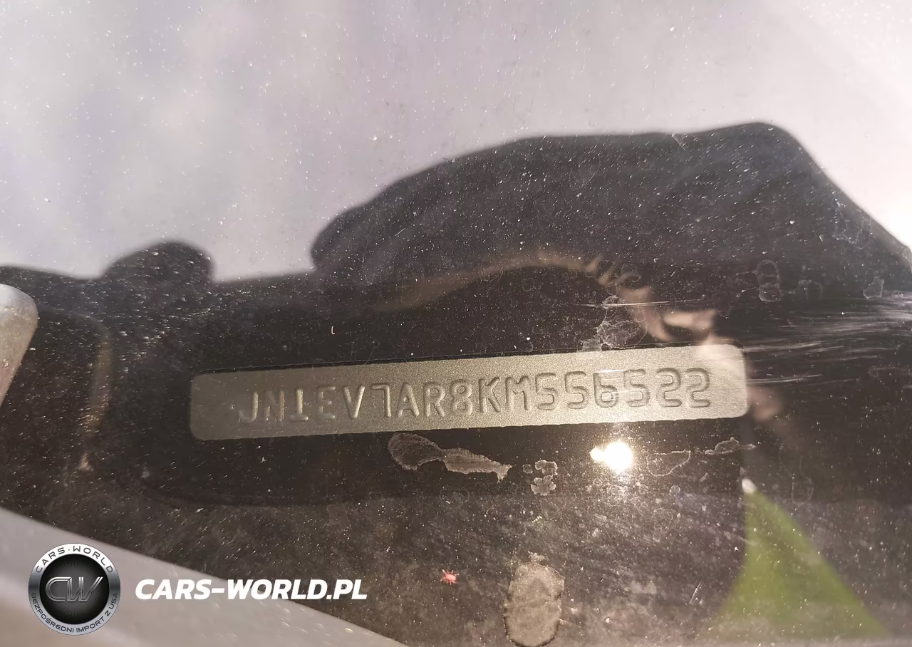 2019 Infiniti Q50 3.0T Luxe VIN:JN1EV7AR8KM556522 - 17