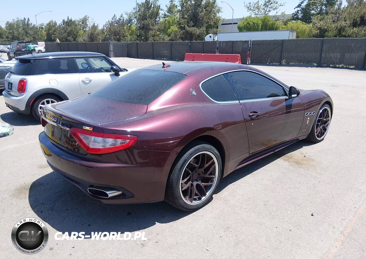 2012 Maserati Granturismo S Automatic VIN:ZAM45KLA6C0065129 - 4
