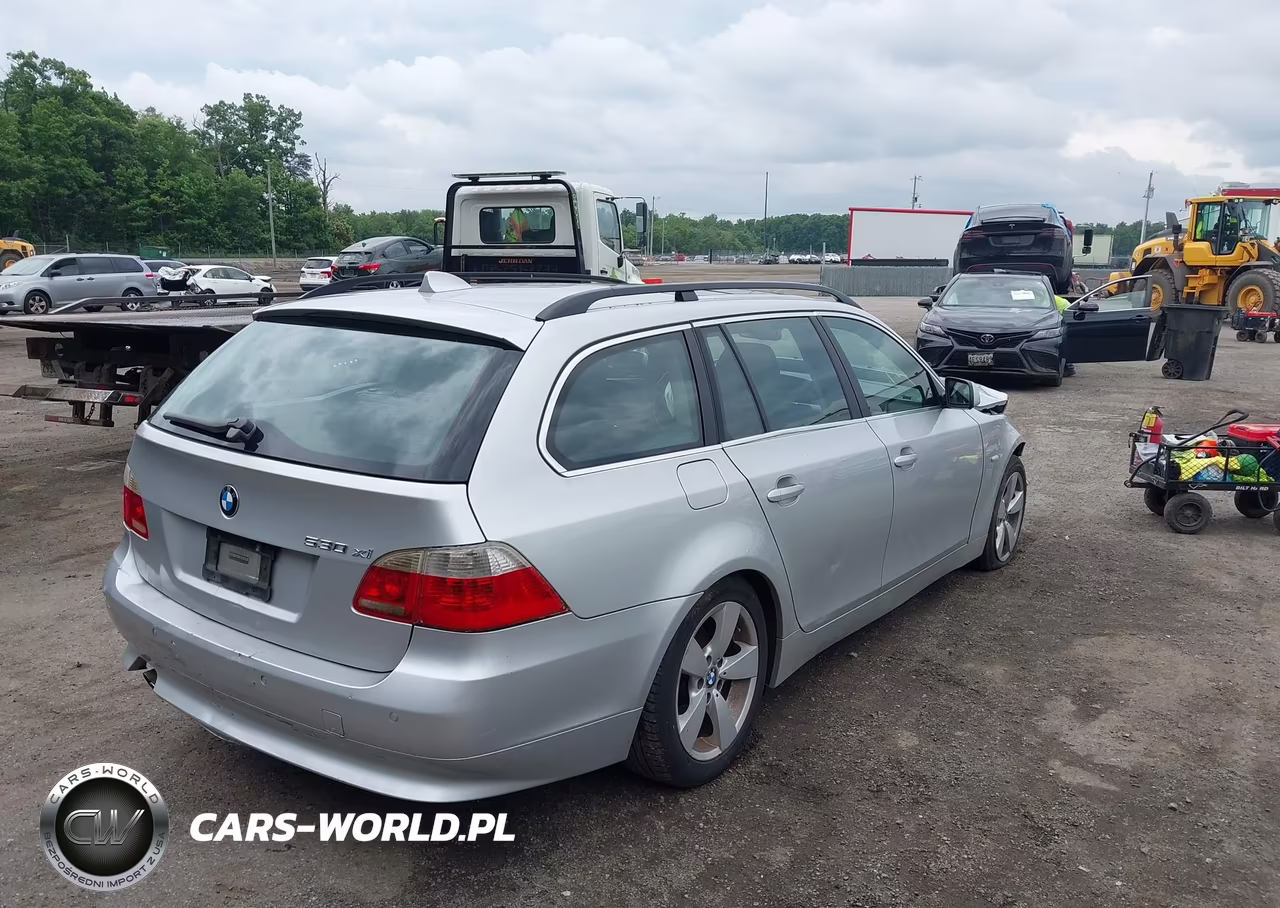 2007 BMW 530Xit VIN:WBANN735X7CN05010 - 4