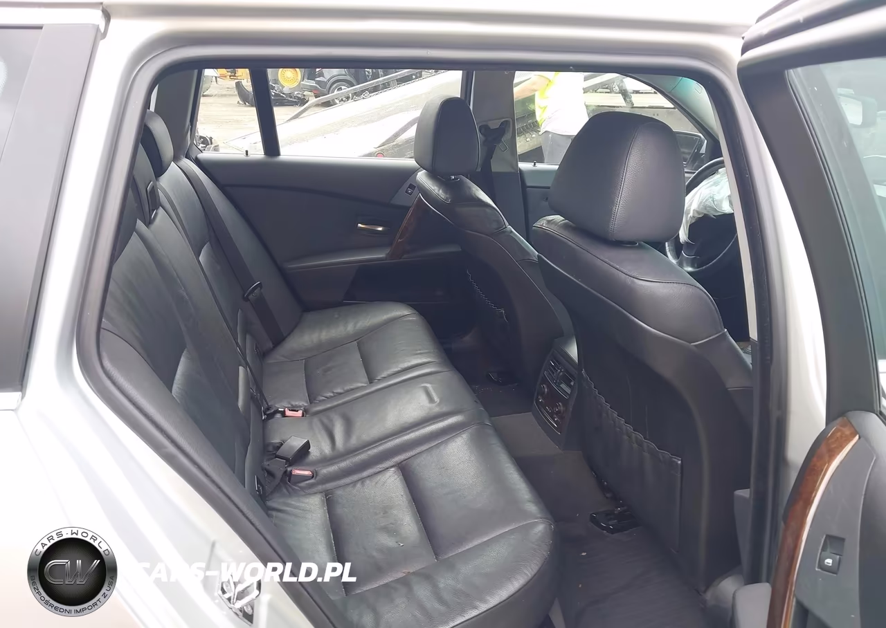 2007 BMW 530Xit VIN:WBANN735X7CN05010 - 8