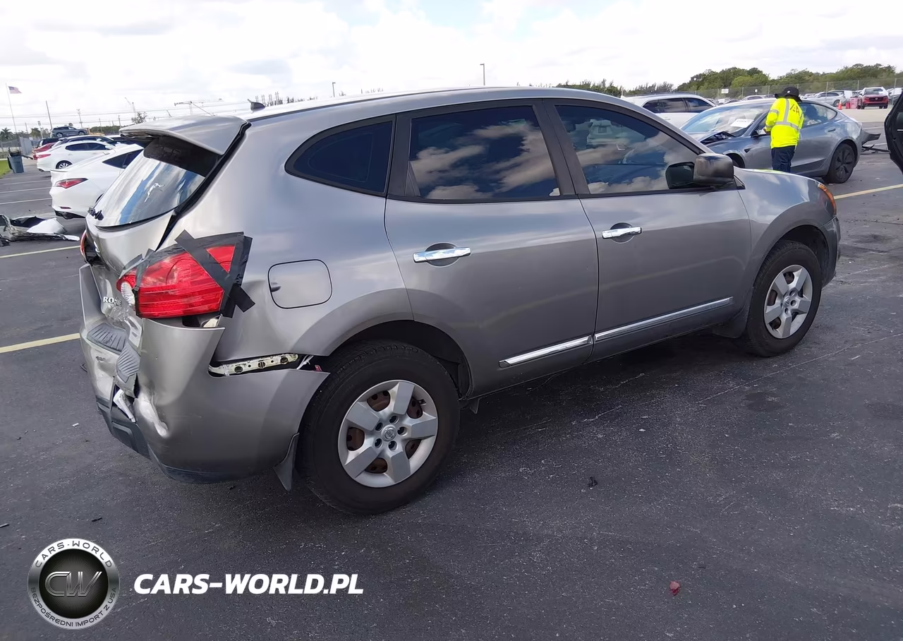 2011 Nissan Rogue S VIN:JN8AS5MT6BW562859 - 4