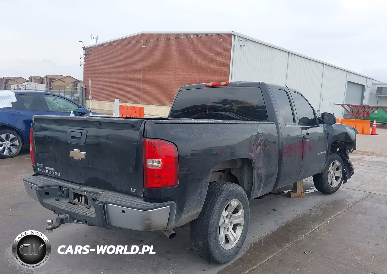 2008 Chevrolet Silverado 1500 Work Truck VIN:1GCEC19XX8Z215167 - 4