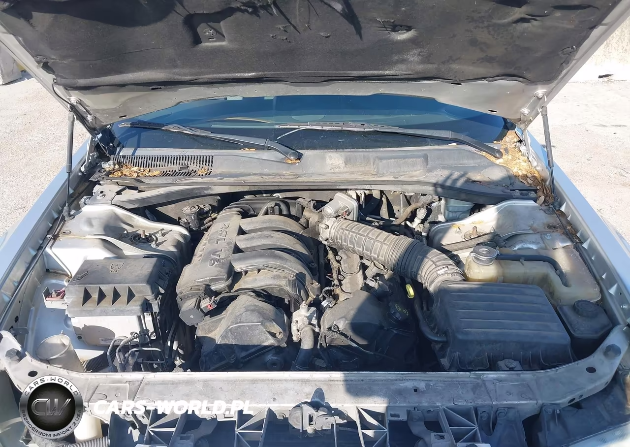 2007 Chrysler 300 VIN:2C3KA43RX7H784849 - 10