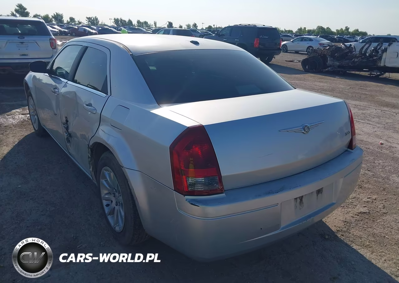 2007 Chrysler 300 VIN:2C3KA43RX7H784849 - 3